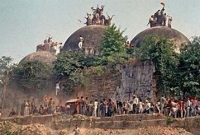 মন্দির ভেঙেই বাবরি মসজিদ বানানো হয়েছিল, আদালতকে শিয়া বোর্ড
