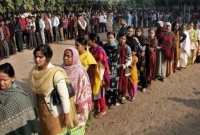 ঝাড়খণ্ডে এগিয়ে কংগ্রেস-জেএমএম, অনেক পিছিয়ে বিজেপি