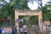 ছাত্রলীগ দুইগ্রুপের  আধিপত্য বিস্তারের লড়াই, থমথমে এমসি কলেজ