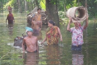বানভাসি অনিতার চোখে এখন শুধুই অন্ধকার