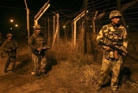 স্বাধীনতা দিবসের রাতেই পাকিস্তান-ভারতের তুমুল গুলির লড়াই