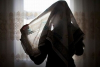 রাজধানীতে বাসায় ডেকে নিয়ে মডেল ও উপস্থাপিকাকে জোর করে...