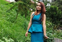 চারতলা ফ্লাট থেকে পড়ে গিয়ে মারা গেলো বিমানবালা