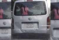 হায়রে বিবেক: গাড়িতে এত সিট থাকতে একটু বসার জায়গা হলো না গৃহপরিচারিকার! ভাইরাল