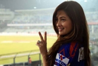 সম্পর্ক ঠিকঠাক থাকলে আজ এই তারকা ক্রিকেটারের স্ত্রী হতেন রিয়া সেন!