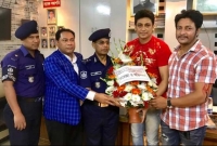 হঠাৎ চলচ্চিত্র শিল্পী সমিতিতে আইজিপি!