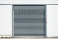 বন্ধ দোকানে ‘যকের ধন’! শাটার তুলতেই চোখ ছানাবড়া মালকিনের