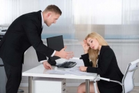 সাবেক প্রেমিকা ফিরলেন বর্তমান বস হয়ে, অতঃপর প্রেমিক…