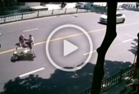  একবারেই দু’বার আজব দুর্ঘটনা!