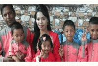 এই চার সন্তান রেখেই মালয়েশিয়া থেকে প্রেমের টানে বাংলাদেশে আসেন সেই তরুণী