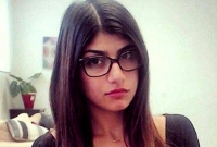  মিয়া খলিফাকে শিরশ্ছেদের হুমকি