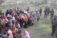   এবার প্রতিরোধ শুরু করেছে নির্যাতিত রোহিঙ্গারা, গৃহযুদ্ধের দিকে মিয়ানমার!