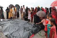 ‘রাখাইনে রোহিঙ্গা মুসমানদের উপর গণহত্যা চলছে’