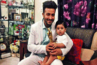 ছেলের জন্মদিনে যাবেন না শাকিব খান, 