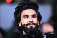  নীরবে ২৪টি চড়ের আঘাত সহ্য করলেন রণবীর সিং  