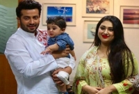 ‘শাকিব নতুন গাড়িতে ছেলেকে নিয়ে প্রায় দুই ঘণ্টা ঘুরে বেড়ান’