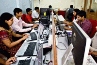 উন্নত দেশগুলির সঙ্গে বাংলাদেশের কয়েকটি পেশার আয়ের তুলনা