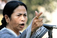 নরেন্দ্র মোদিকে টেক্কা দিয়ে নির্যাতিত রোহিঙ্গাদের পাশে মমতা ব্যানার্জি