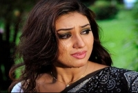 অসহায় রোহিঙ্গাদের নিয়ে আবেগাপ্লুত হয়ে যা বললেন নায়িকা অপু