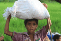 রোহিঙ্গাদের জন্য ত্রাণ নিয়ে ভারতের বিমান চট্টগ্রামে