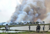 মিয়ানমারে মুসলিম অধ্যুষিত নতুন এলাকায় অভিযান, আগুন দিচ্ছে সেনাবাহিনী