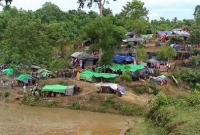 শরণার্থী শিবিরগুলোতে পারস্পরিক সংঘাতে জড়িয়ে পড়ছে রোহিঙ্গারা শরণার্থী শিবিরগুলোতে পারস্পরিক সংঘাতে জড়িয়ে পড়ছে রোহিঙ্গারা