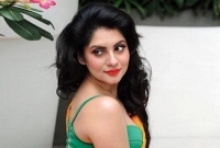 'ক্যামেরার পেছনে যা হয়, এবার সেটাই দেখাব'