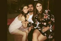 সাবেক প্রেমিকের সঙ্গে আলিয়ার ঘনিষ্ঠ ছবি ভাইরাল