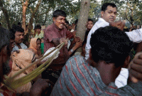 ত্রাণ নিতে এসে প্রাণ গেল ৩ রোহিঙ্গার