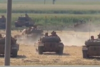 ইরাক সীমান্তে তুরস্কের শতাধিক ট্যাংকের বিশাল বহর