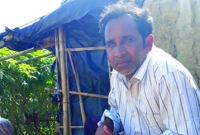 ভাগ্যের কী নির্মমতা! দান করা হাতে এখন নিতে হচ্ছে দান ভাগ্যের কী নির্মমতা! দান করা হাতে এখন নিতে হচ্ছে দান