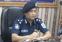 পূজার সময় জঙ্গি হামলার আশঙ্কা উড়িয়ে দিচ্ছি না: ডিআইজি ফারুখ পূজার সময় জঙ্গি হামলার আশঙ্কা উড়িয়ে দিচ্ছি না: ডিআইজি ফারুখ