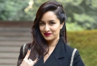 মামলায় জড়ালেন শক্তি কাপূরের কন্যা শ্রদ্ধা কাপূর