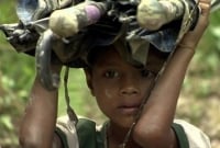 আহত রোহিঙ্গাদের শরীরে মাইন ও বোমা বেঁধে দেয় বর্মি বাহিনী!