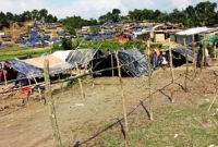 রোহিঙ্গা শিবিরগুলোতে পানির জন্য হাহাকার