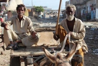 পাকিস্তানে ভয়াবহ দুর্দশা ও দুর্ভোগের মধ্যে রোহিঙ্গারা