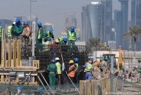 বাংলাদেশের যে ১০ জেলা থেকে সবচেয়ে বেশি মানুষ বিদেশে গেছেন, কোন জেলা থেকে কত?