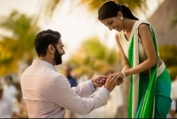 পুরুষেরা যে ৪টি কারণে বয়সে বড় মহিলাদের প্রতি বেশি আকৃষ্ট হন