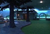 মাটির ২৬ ফুট গভীরে বিলাসবহুল বাড়ি, রয়েছে চাঁদ-তারাও!