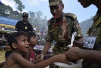 'তুমি ঘরে গিয়ে দেখো পাঁচজন রোহিঙ্গা নারী বসে আছে'
