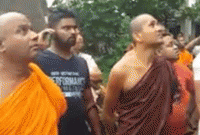 শ্রীলঙ্কায় আশ্রয় নেওয়া রোহিঙ্গাদের ওপর বৌদ্ধ ভিক্ষুদের হামলা