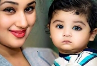 ছেলেকে কার কাছে রেখে আসলে শাকিব খুশি হতেন : অপু বিশ্বাস