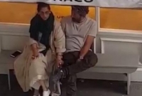 লন্ডনে ঘনিষ্ঠ মুহূর্তে ধরা পড়লেন বলিউডের যে দুই তারকা