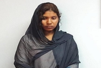 প্রধানমন্ত্রীকে গালিগালাজ করা তরুণী আটক