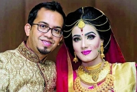 বউয়ের ছবি দেখতে প্রেক্ষাগৃহ ভাড়া!