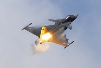 জঙ্গিদের সঙ্গে লড়তে গিয়ে ভেঙে পড়লো যুদ্ধবিমান