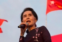  আন্তর্জাতিক চাপের মুখে পড়ে রোহিঙ্গাদের ফিরিয়ে নেওয়ার ডাক দিলেন সূ চি