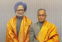 প্রণব মুখার্জীকে নিয়ে বিস্ফোরক মন্তব্য মনমোহন সিং