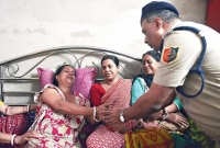  সাহায্য করলেন না ছেলেটাকে! আমি কী নিয়ে বাঁচব, কান্নায় ভেঙে পড়লেন মা