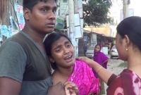 টাকার জন্য বর্বর নির্যাতন, মেয়েকে বাঁচাতে জীবন গেল মায়ের